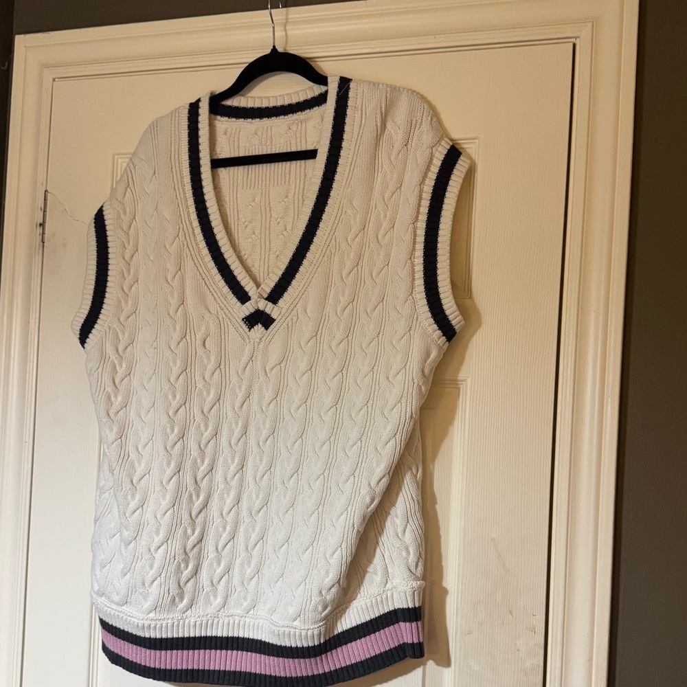 We The Free - Home Game Vest - Picture 5 of 5